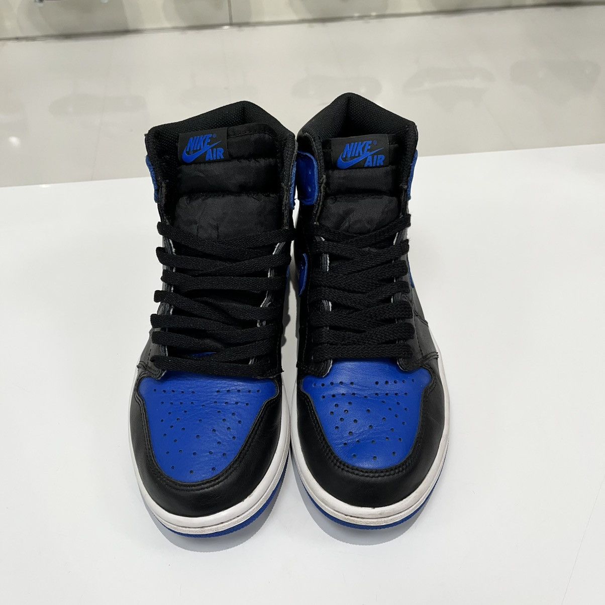 Nike Air Jordan 1 Retro Royal (2017) Size US 8 / EU 41 - 9 Thumbnail