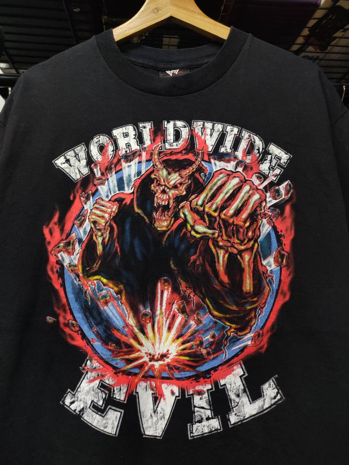 WWE Vtg 00's Undertaker " Big Evil Pain " World Tour USA T-Shirt Size US L / EU 52-54 / 3 - 1 Thumbnail