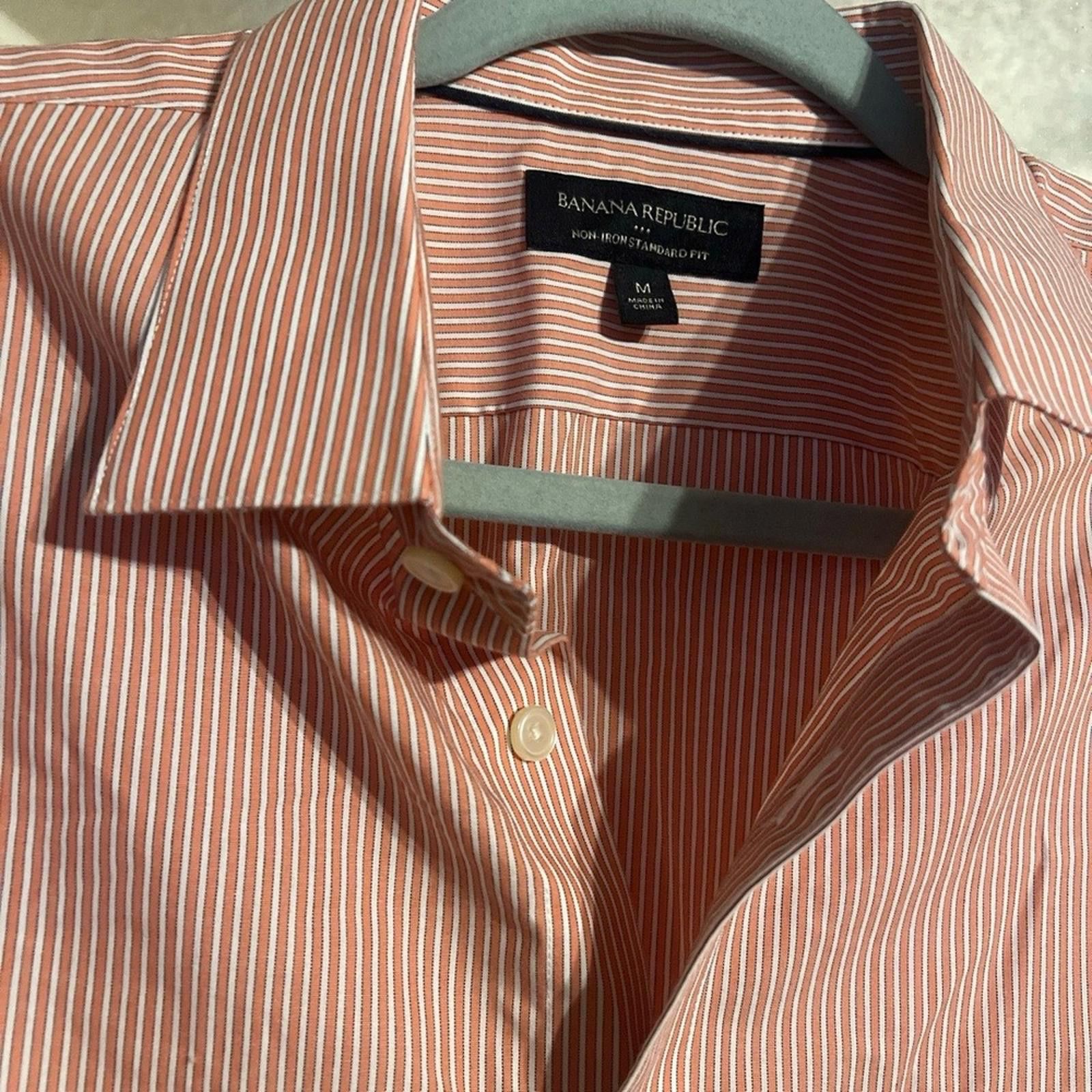 Banana Republic BANANA REPUBLIC Dress Shirt M 33-34 Pinstripe Non-Iron Size 38R - 3 Thumbnail