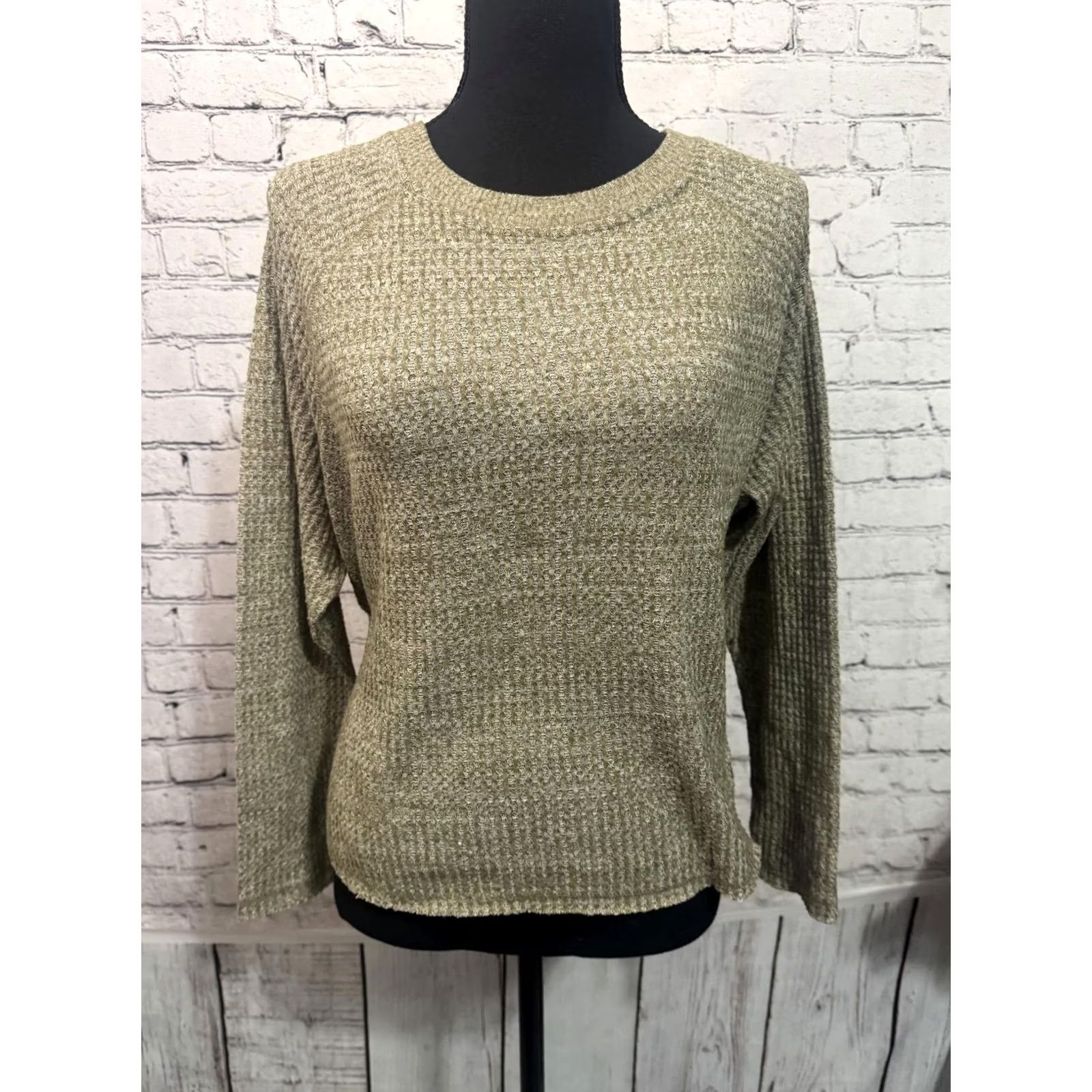 Vintage Wild Fable Sweater Knit Medium Beige Long Sleeve Crew Neck Relaxed Fit Women M Regular Knit Pullover, 100% Cotton, Solid, China, Vintage No Size M / US 6-8 / IT 42-44 - 5 Thumbnail
