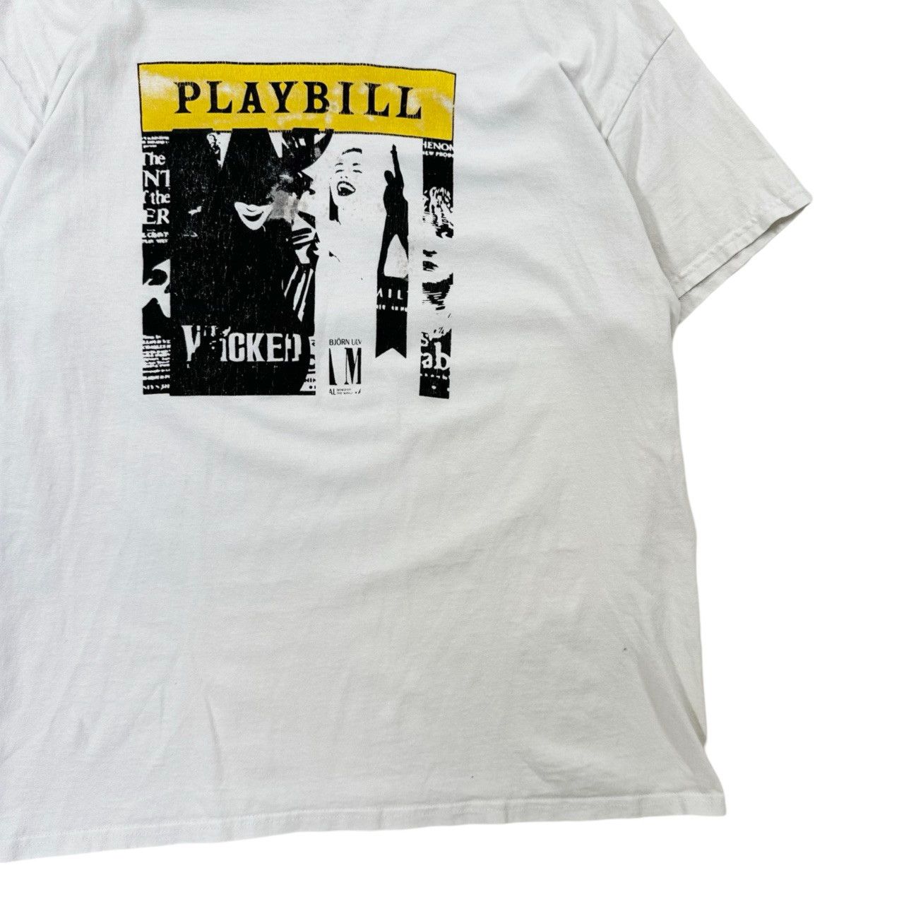 Vintage Vintage Playbill Wicked Graphic T Shirt Size US M / EU 48-50 / 2 - 3 Thumbnail