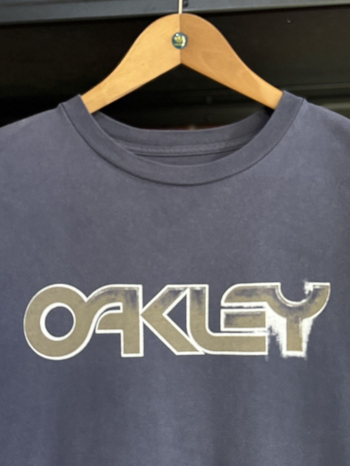 Oakley Thrashed Vintage Oakley Mark Sun Faded Tee Size US L / EU 52-54 / 3 - 2 Thumbnail