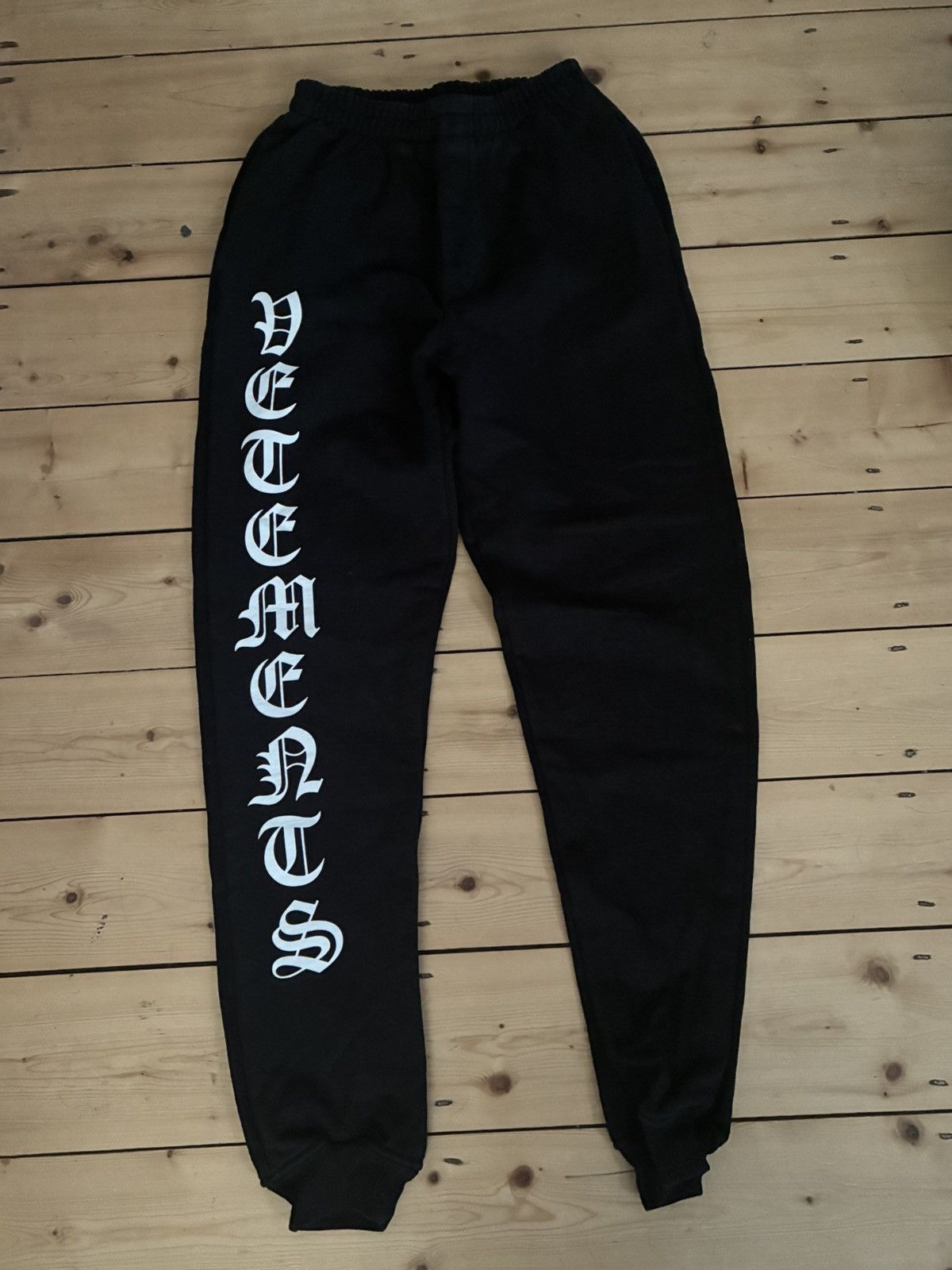 Vetements Vetements Gothic Flare Sweatpants | Grailed