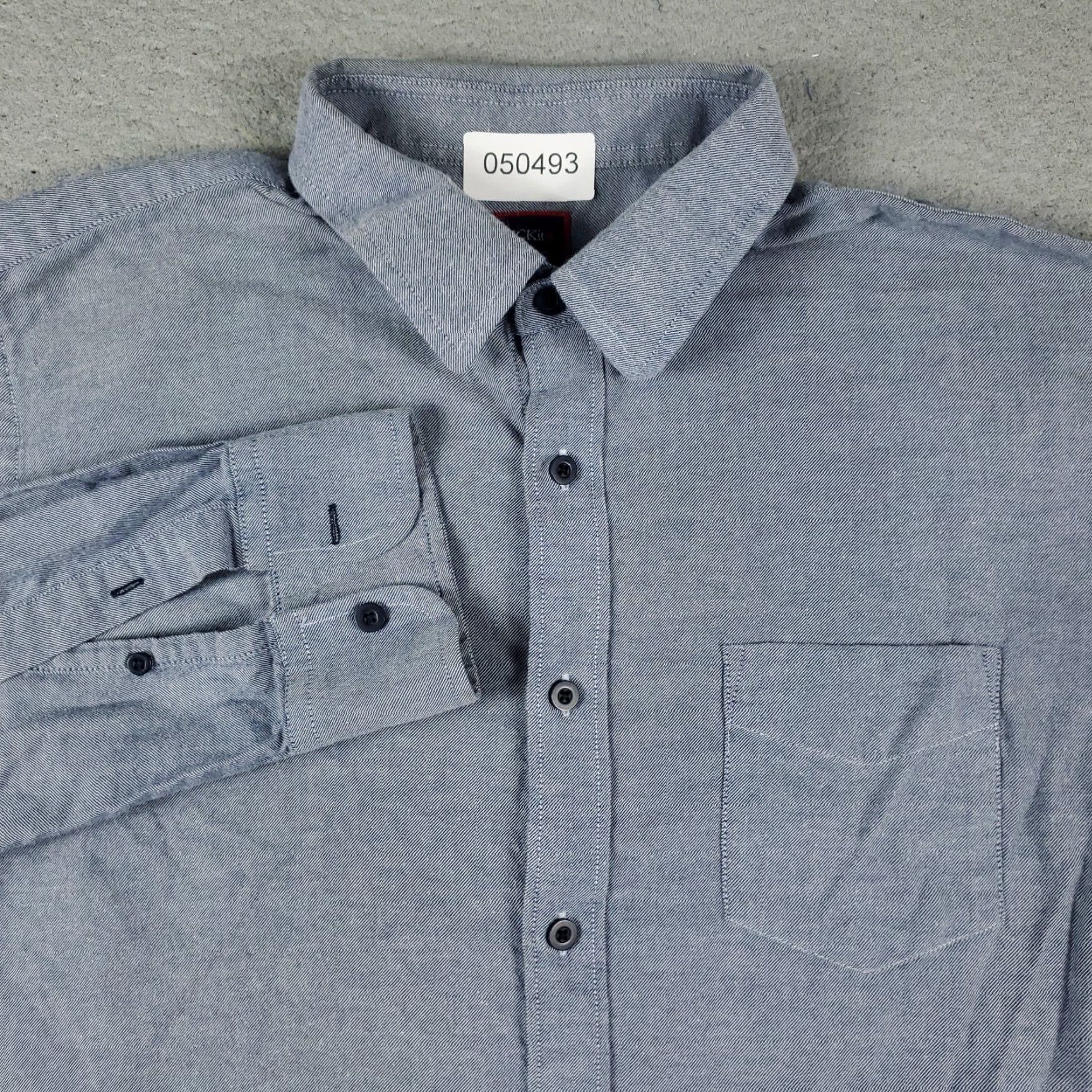 UNTUCKit UNTUCKit Shirt Mens L Blue Button-Up Long Sleeve Casual Colorful Modern Preppy American Classic Size US L / EU 52-54 / 3 - 2 Thumbnail