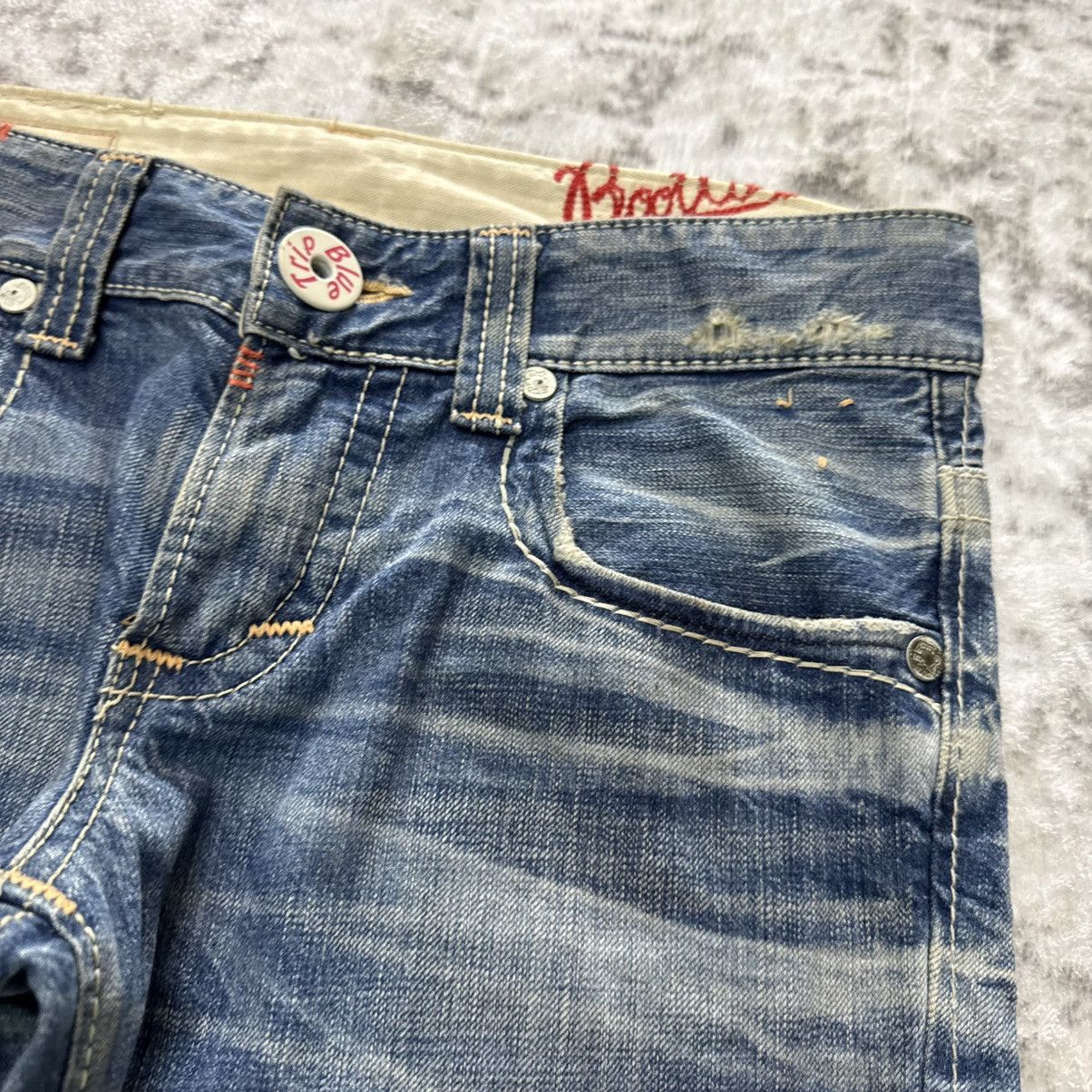 Edwin Vintage Edwin 511 Blue Trip Heavy Stitched Flared Jeans Size US 29 - 11 Thumbnail