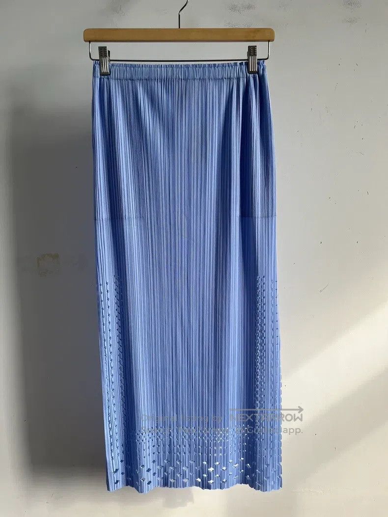 Issey Miyake Issey Miyake size:3 Blue Ruffled Midi Skirt Size 22" - 1 Thumbnail