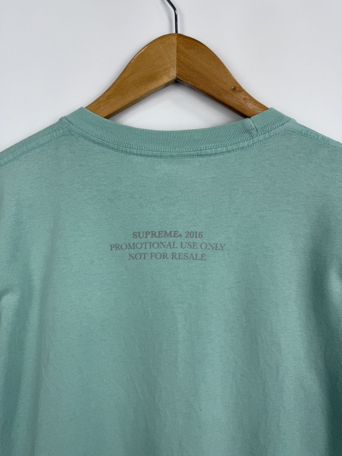 Supreme 🇺🇸 Supreme Screw T-Shirt FW16 Not For Resale Rare Y2K Size US L / EU 52-54 / 3 - 9 Thumbnail