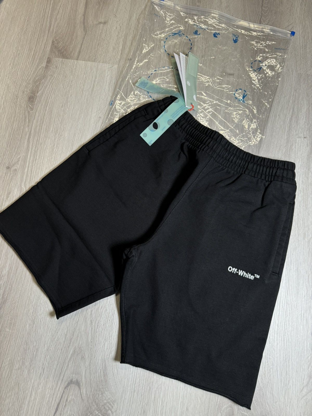 Off-White Off White For All Black Sweatshorts Size US 31 - 1 Thumbnail