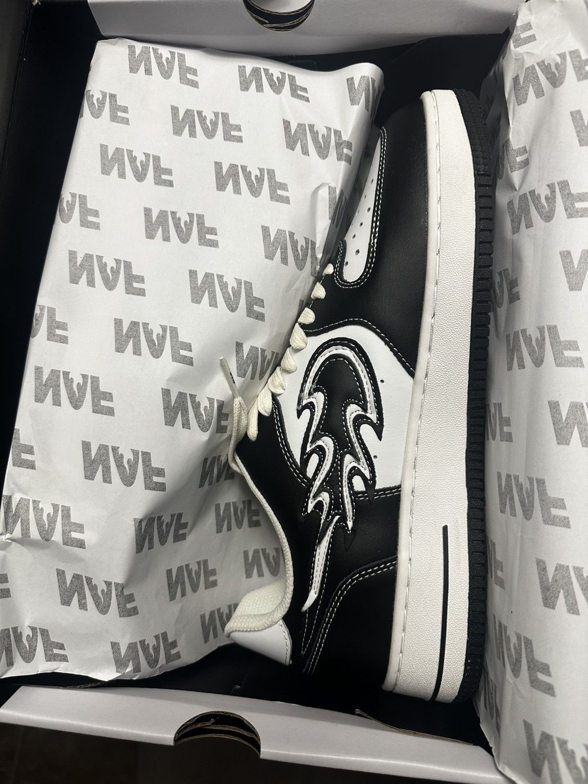 Other NAF Airforce 1 Style Black and White Size US 11.5 / EU 44-45 - 1 Thumbnail