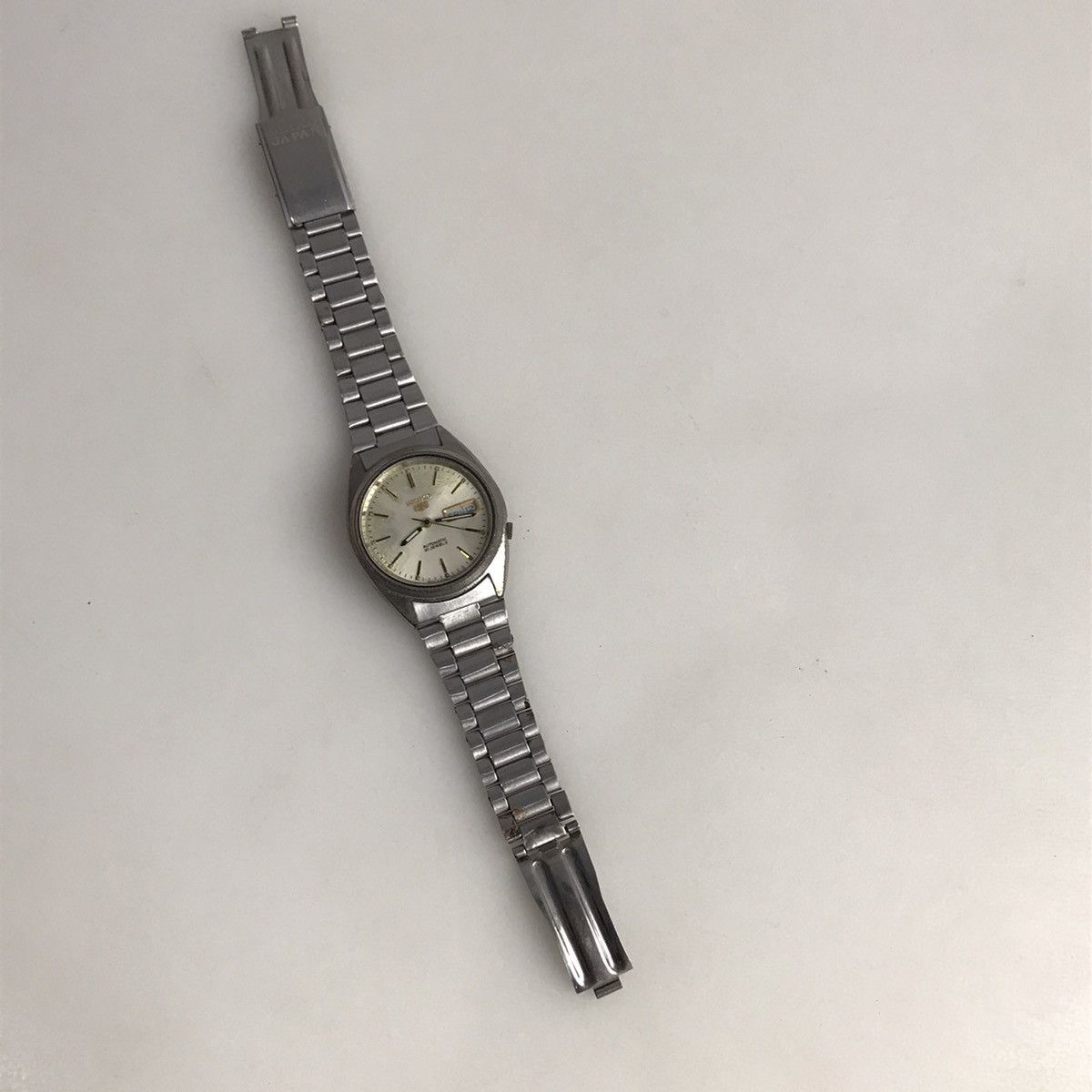 Vintage SEIKO JDM 5 7009-3120 analog vintage automatic watch