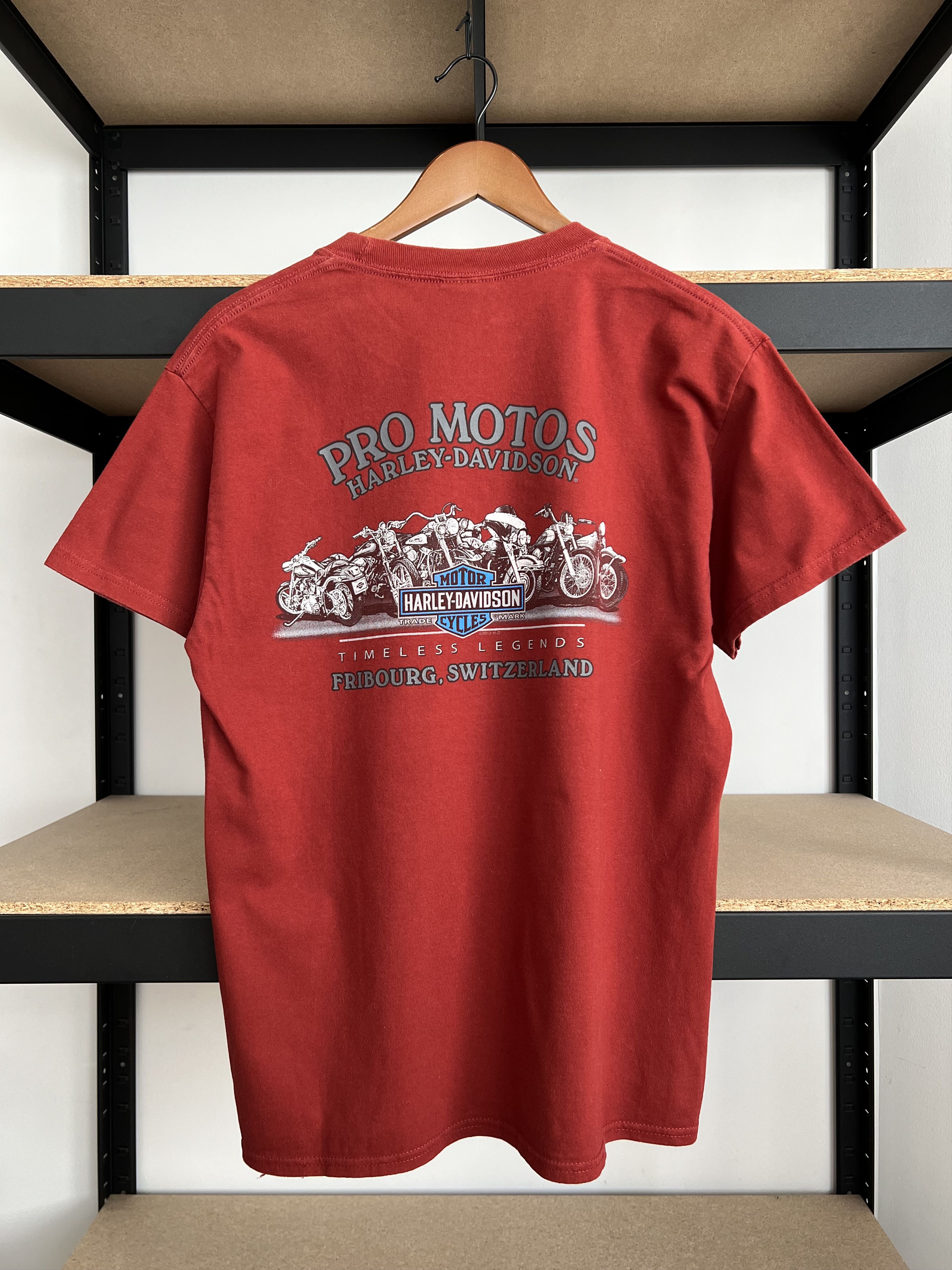 Harley Davidson Vintage 2013 Harley Davidson Sexy Girl Switzerland T-shirt Size US M / EU 48-50 / 2 - 2 Thumbnail