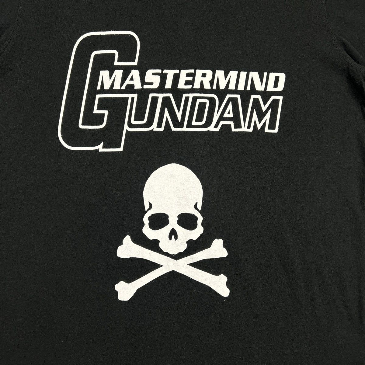 Mastermind Japan mastermind × Gundam – Skull Logo T-Shirt Size US L / EU 52-54 / 3 - 3 Thumbnail
