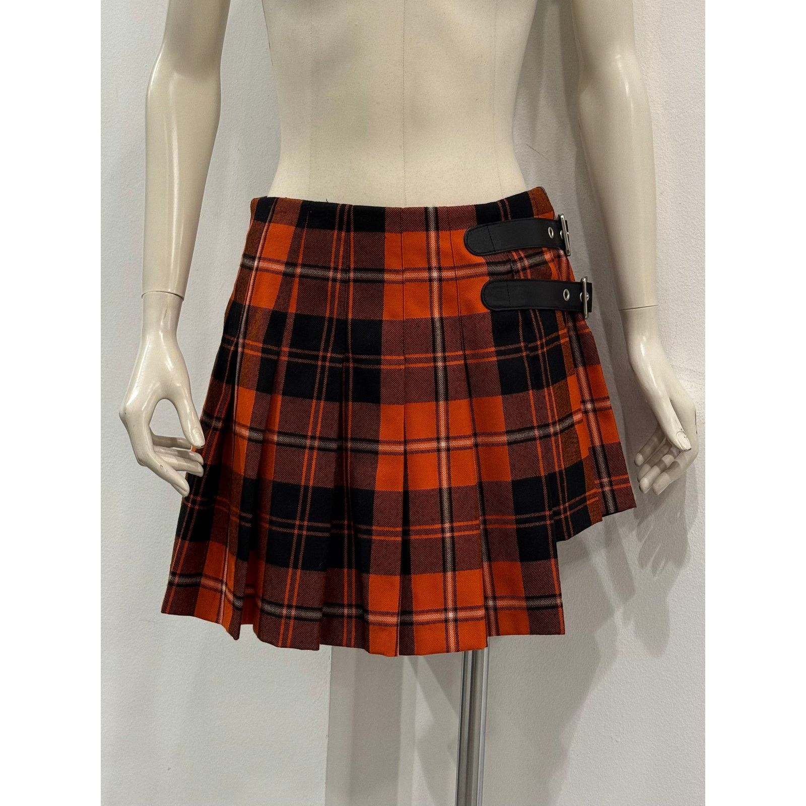 Dolce & Gabbana A/W2003 Dolce & Gabbana bondage tartan skirt Size 28" / US 6 / IT 42 - 1 Thumbnail