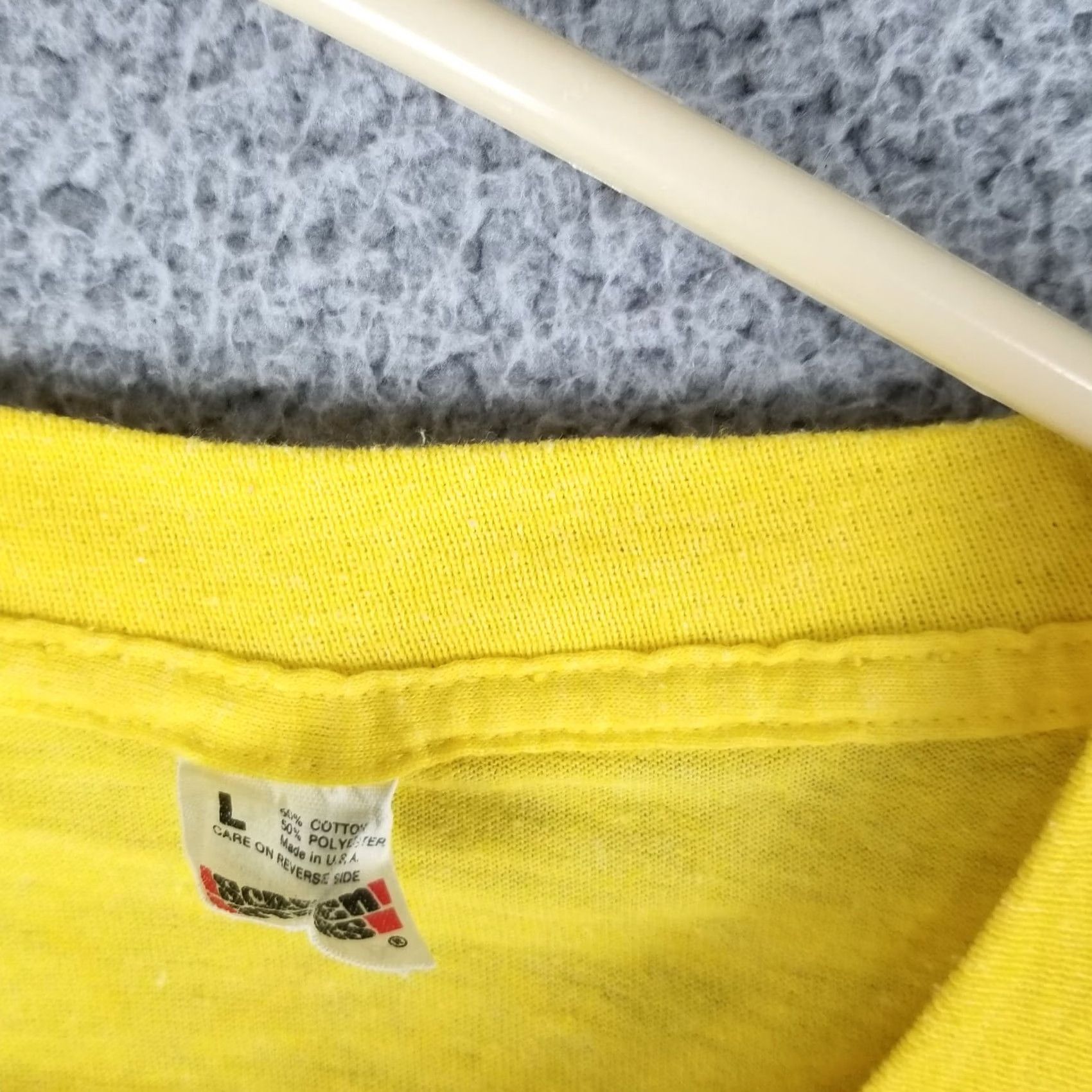 Vintage VTG 1987 Jesus T-Shirt M Adult Yellow Cotton Screen Stars Short Sleeve Crew Neck Unisex Catholics Logo 80s Religion God Jesus Portland OR Size US M / EU 48-50 / 2 - 3 Thumbnail