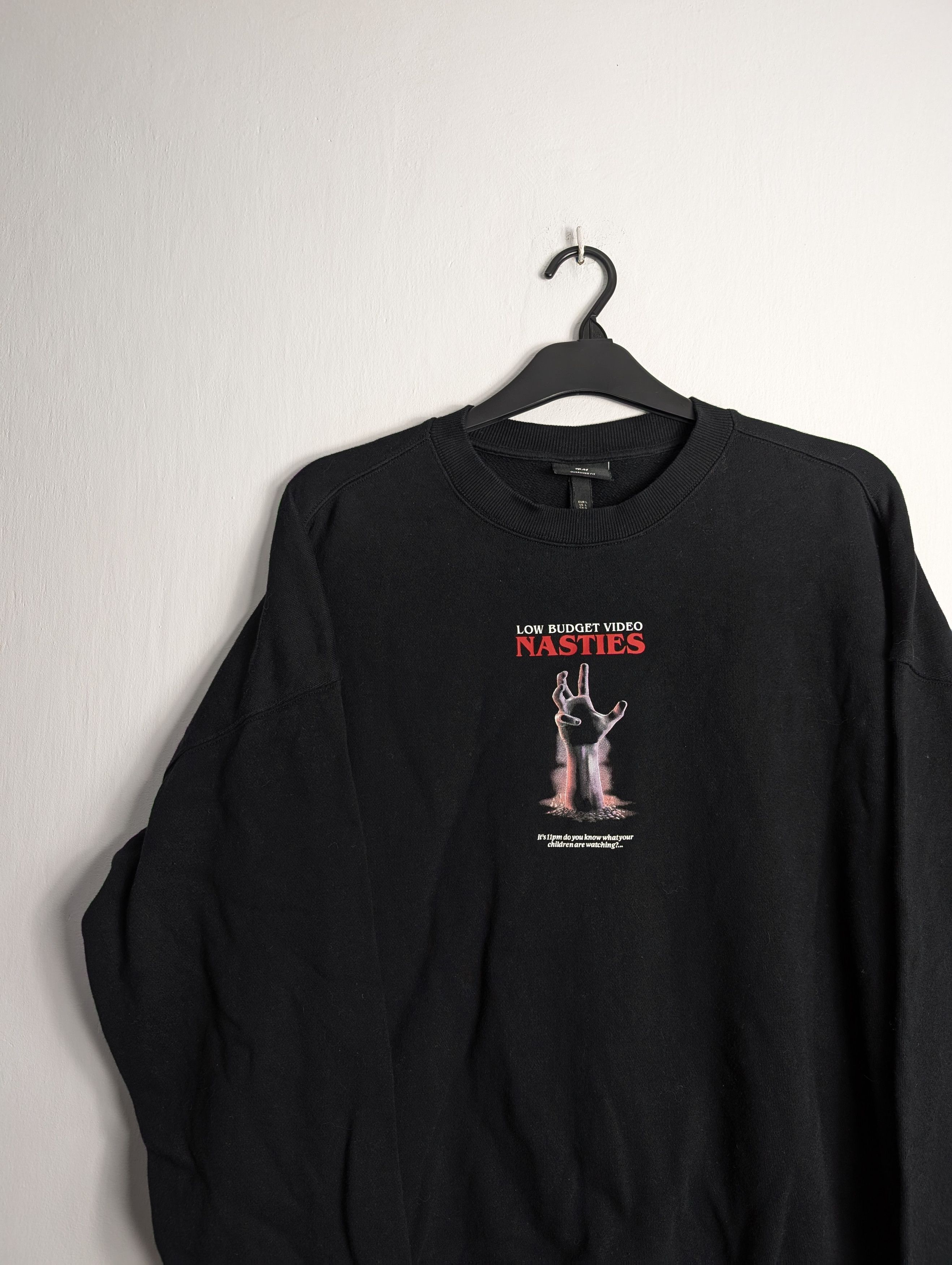 H&M H&M Black Graphic Sweatshirt Crewneck Streetwear Size US L / EU 52-54 / 3 - 2 Thumbnail