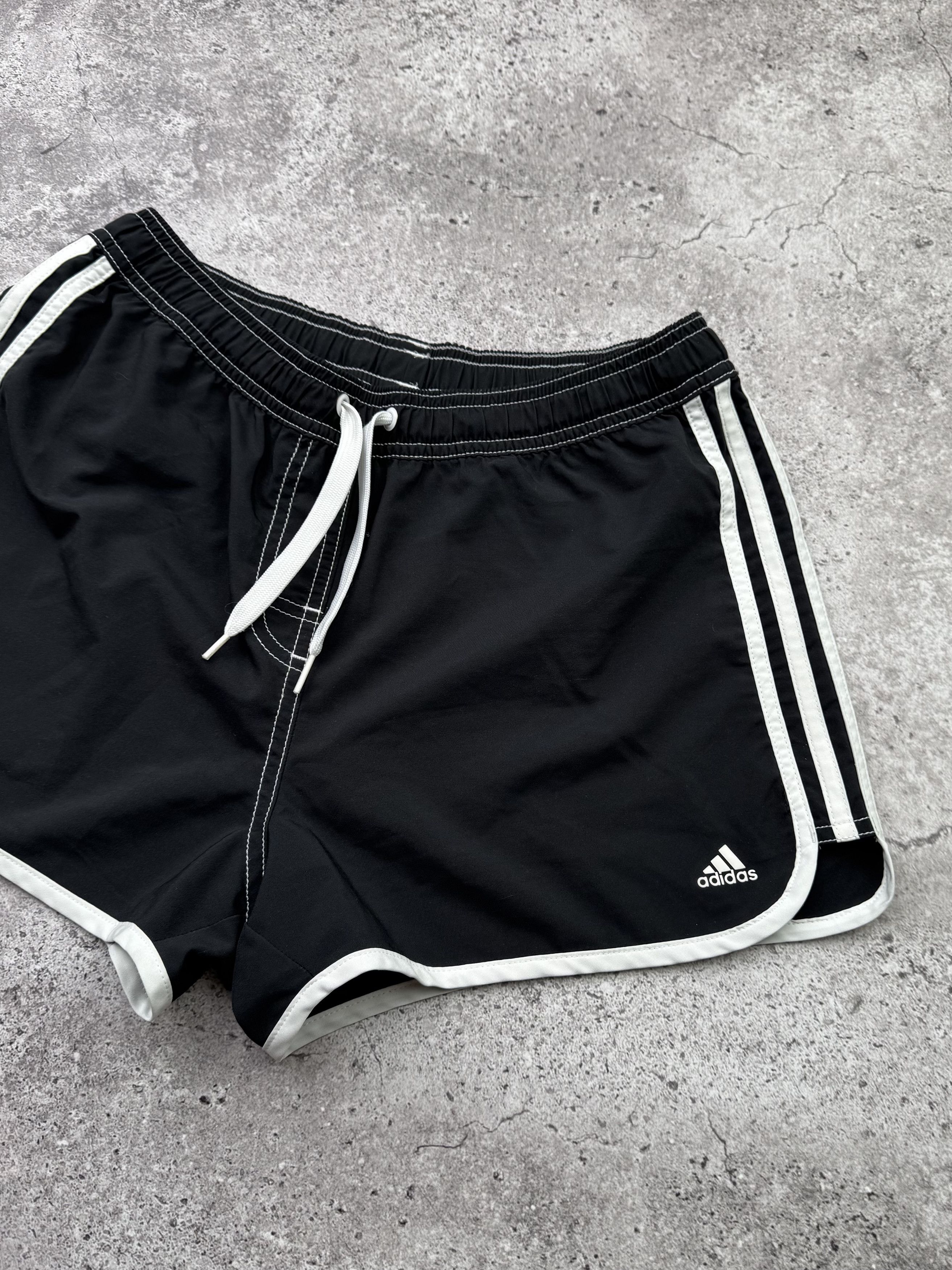 Adidas Adidas Hype Vintage Mini Shorts C469(V543)(E8) Size 26" / US 2 / IT 38 - 3 Thumbnail