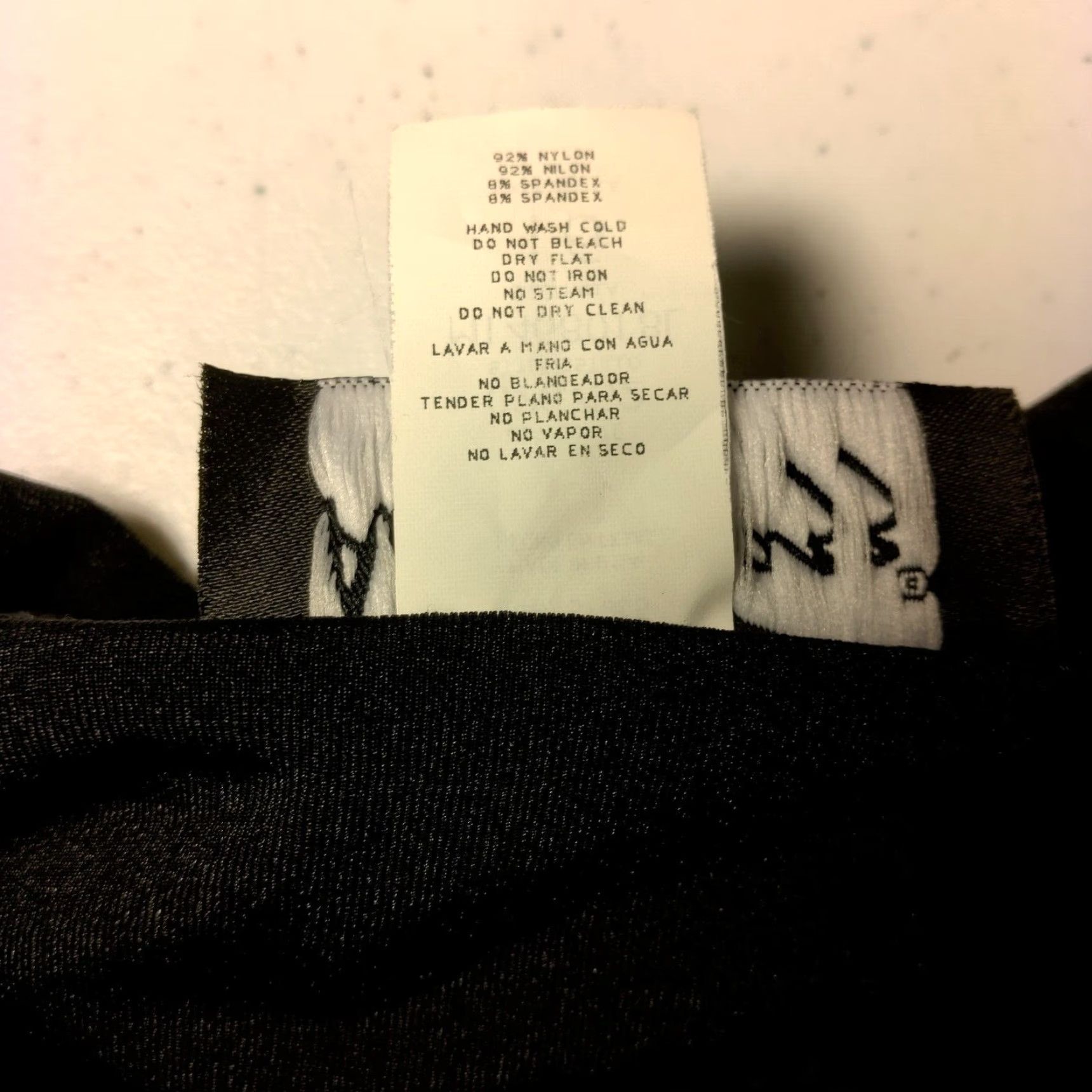 Vintage VINTAGE All That Jazz Blouse Shirt 16 Women Black Nylon Spandex Button Up Collared Lagenlook Gothic Witchy Size XXL / US 16-18 / IT 52-54 - 7 Thumbnail