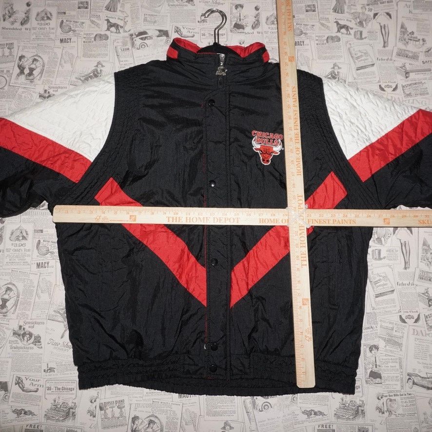Starter Large -Vintage Y2K Chicago Bulls embroider nba starter jacke Size US L / EU 52-54 / 3 - 4 Thumbnail