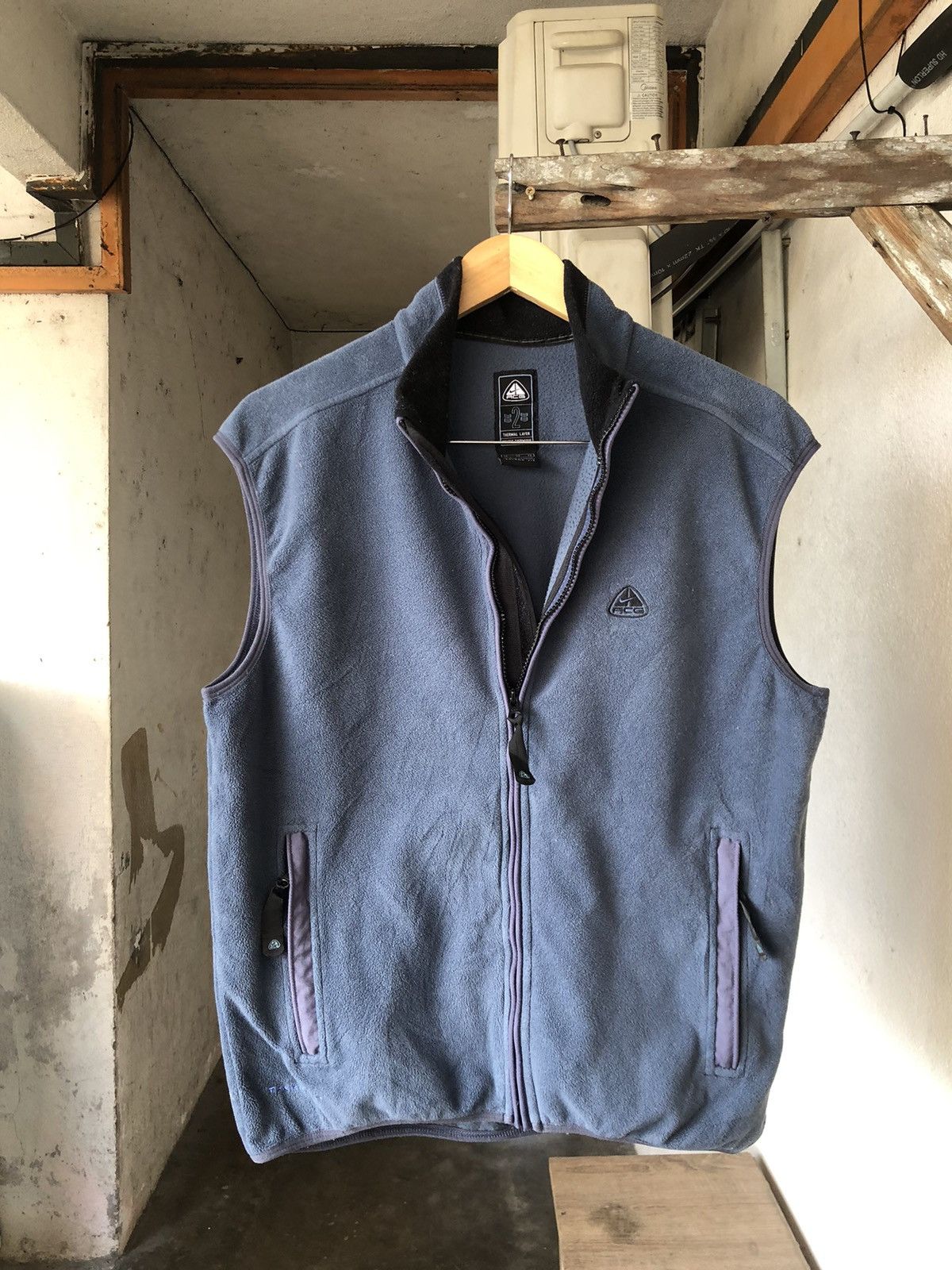 Nike ACG Vintage 90s Nike Acg Therma Fit Fleece Vest Jacket Size US XL / EU 56 / 4 - 13 Thumbnail