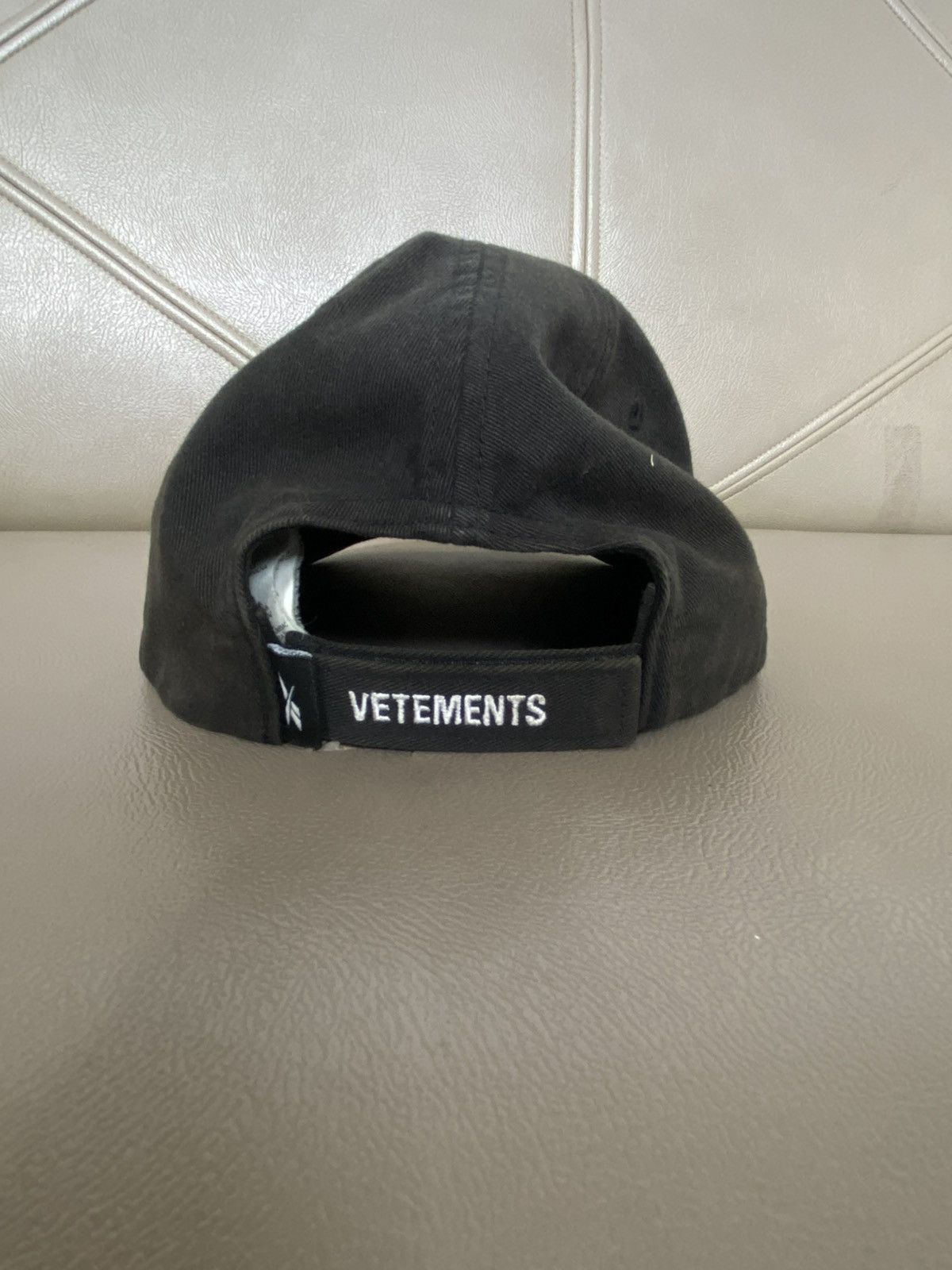 Reebok × Vetements Vetements x rebook securite cap Size ONE SIZE - 3 Thumbnail
