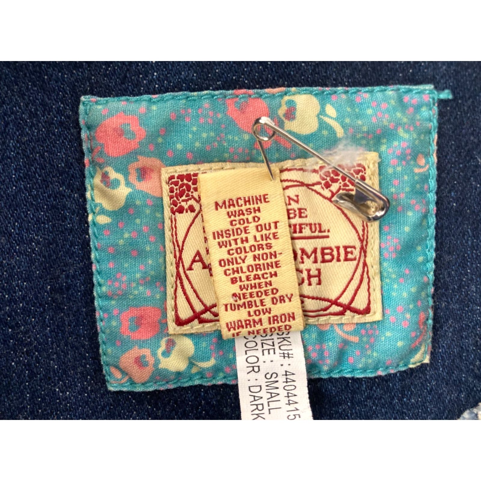 Abercrombie & Fitch Abercrombie & Fitch Denim Trucker Jacket Womens Small Long Sleeve Blue Cotton Size S / US 4 / IT 40 - 3 Thumbnail