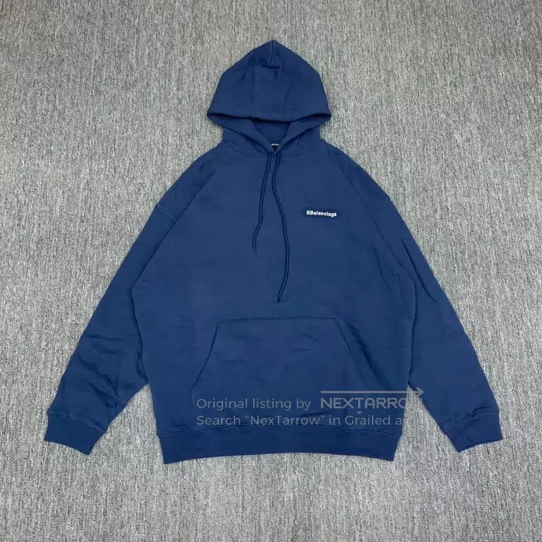 Balenciaga Balenciaga Blue Embroidered Small Logo Hoodie Size US L / EU 52-54 / 3 - 1 Thumbnail