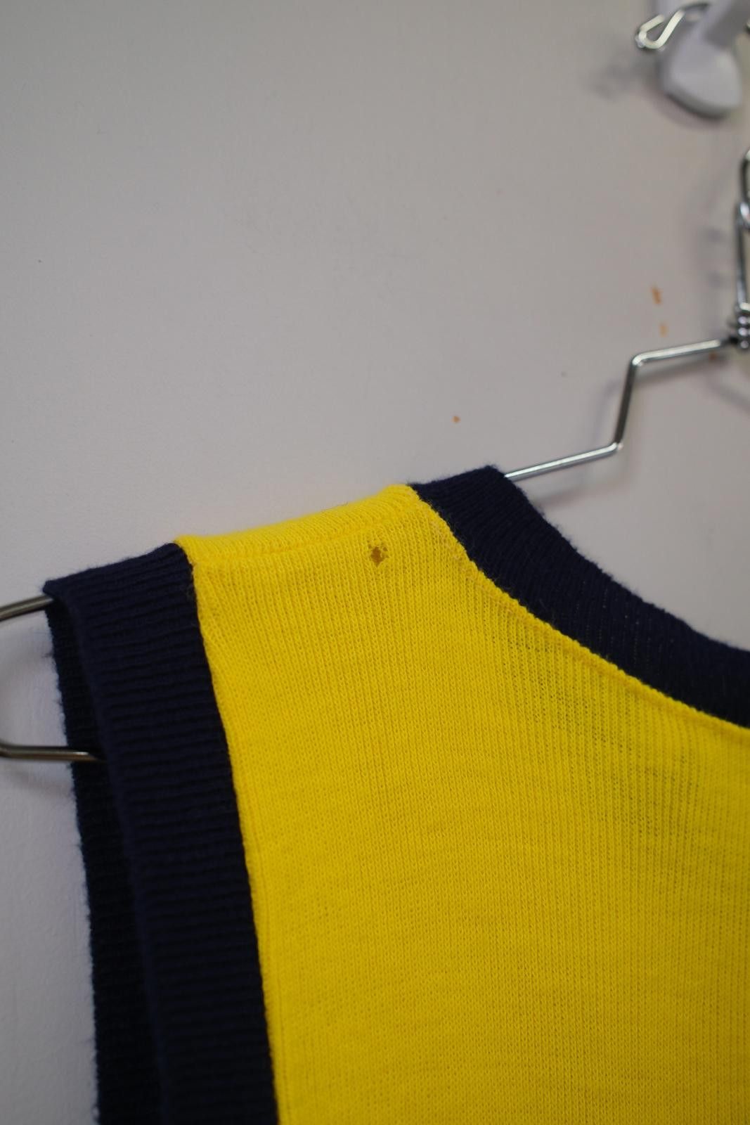 Pierre Cardin 90's Pierre Cardin Patch Logo Vest Size US S / EU 44-46 / 1 - 3 Thumbnail