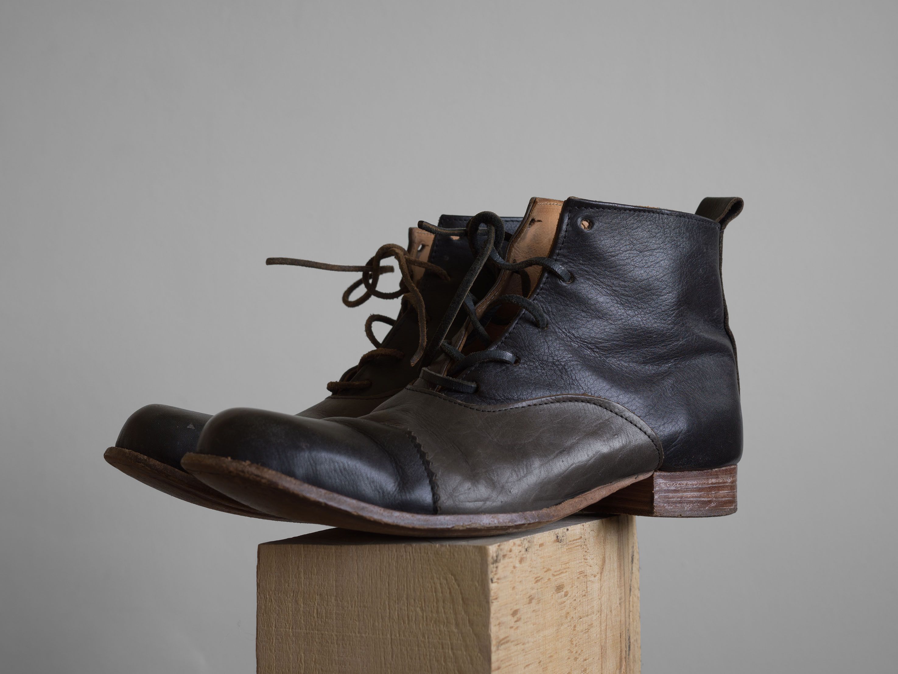 Paul Harnden Shoemakers TWO-TONE PH3 BALMORAL BOOTS Size US 9 / EU 42 - 3 Thumbnail