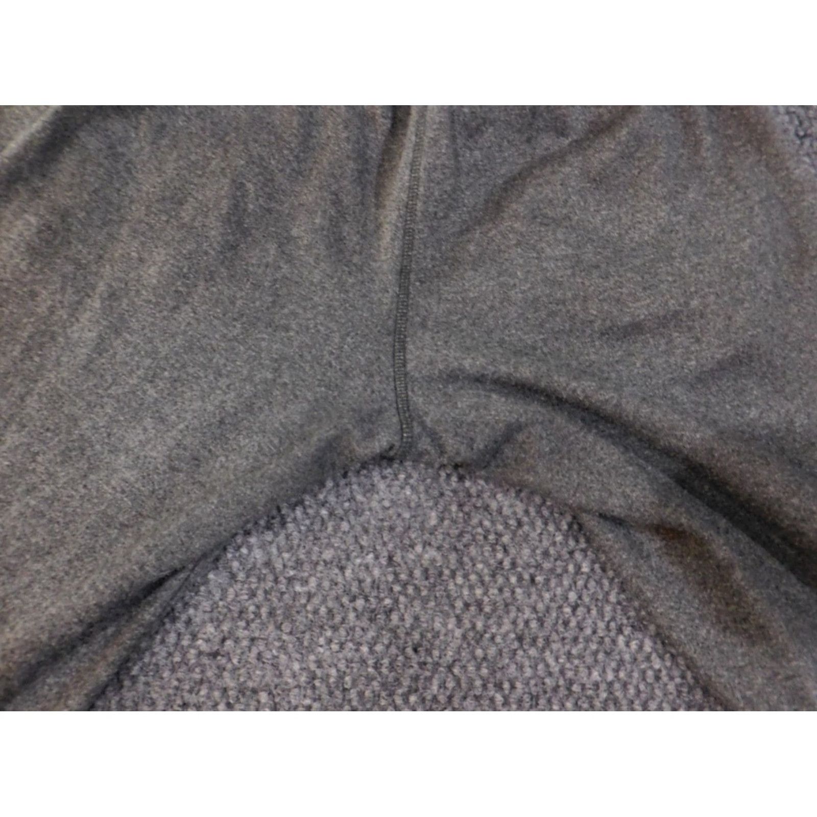 Adidas adidas Sweatshirt Men Medium Gray Logo Active Stretch Performance Climawarm Shirt Pants Logo Fit Regular Mens Size US M / EU 48-50 / 2 - 7 Thumbnail