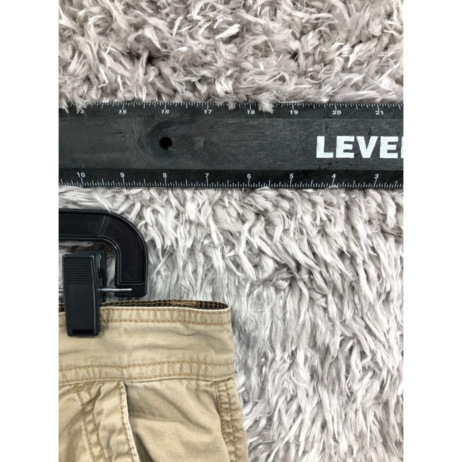 Vintage Junction West Cargo Shorts Mens Size 34 Mid Rise Beige Medium Wash Size US 34 / EU 50 - 2 Thumbnail