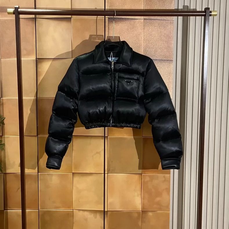Prada Prada Size 36 Fw22 black triangle steel standard short dow Size XS / US 0-2 / IT 36-38 - 1 Thumbnail