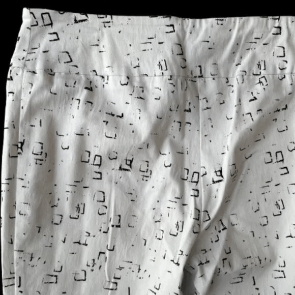 Other Lisette White Stretch Capris Size 30" / US 8 / IT 44 - 2 Thumbnail