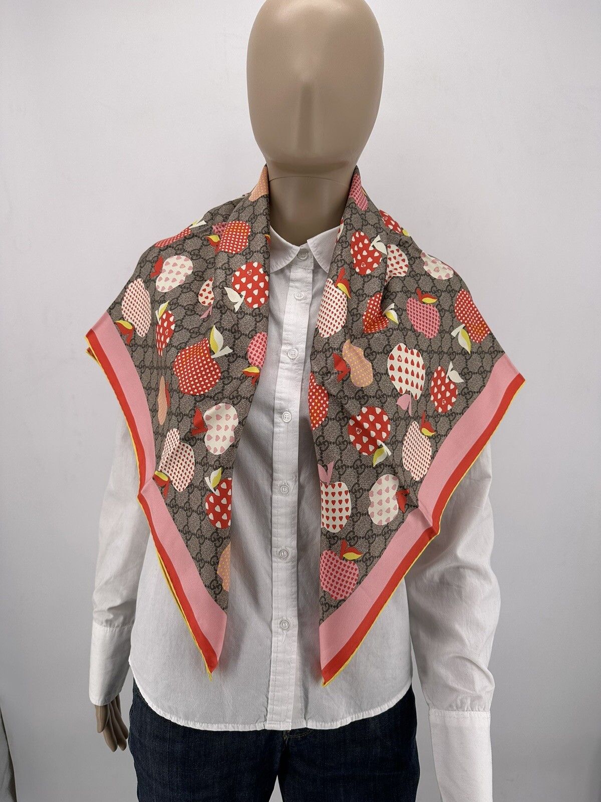 Gucci New Gucci Scarves 90x90cm Size ONE SIZE - 4 Thumbnail