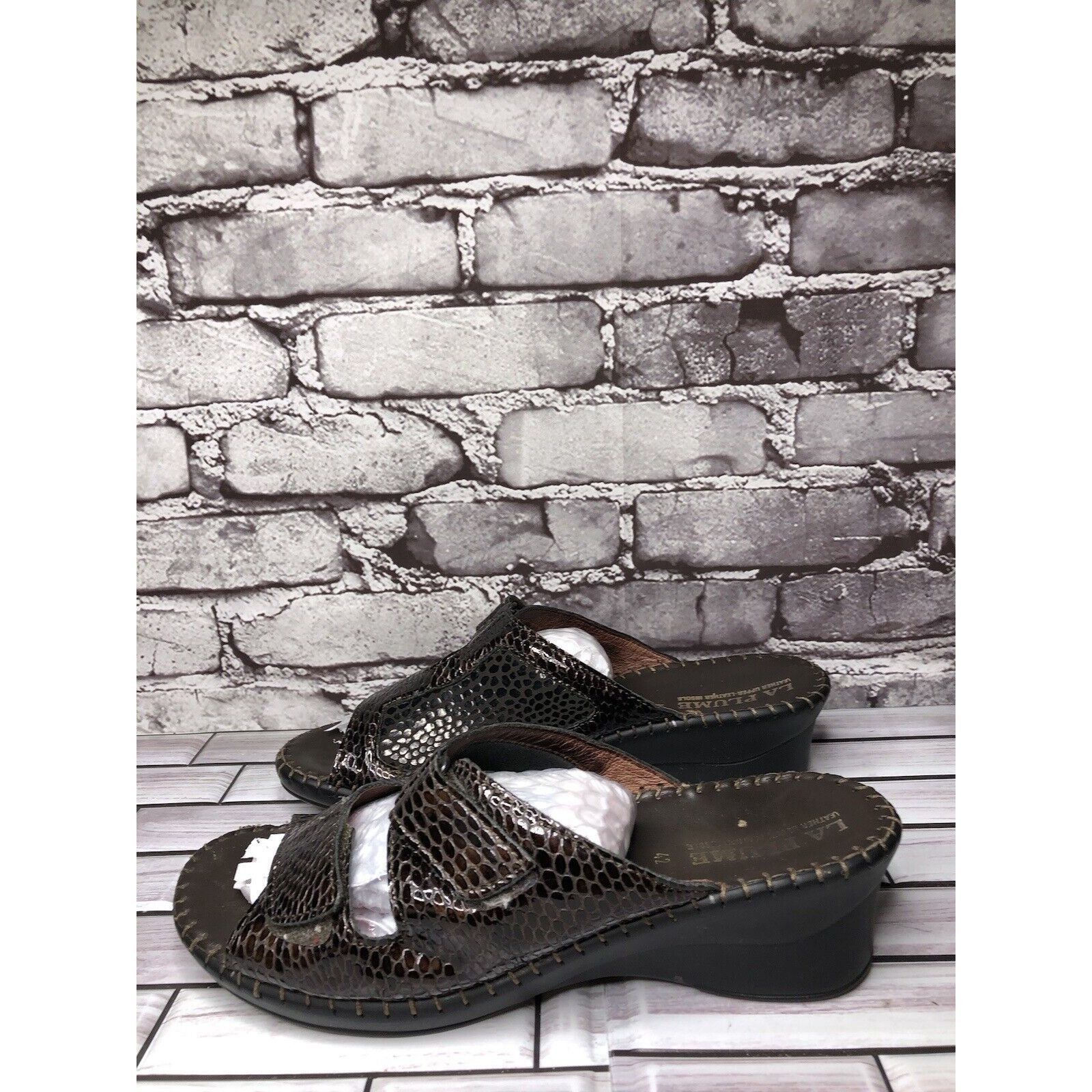 Other LA PLUME Jen Brown Patent Leather Strap Slide Wedge Sandals Size US 11 / IT 41 - 11 Thumbnail
