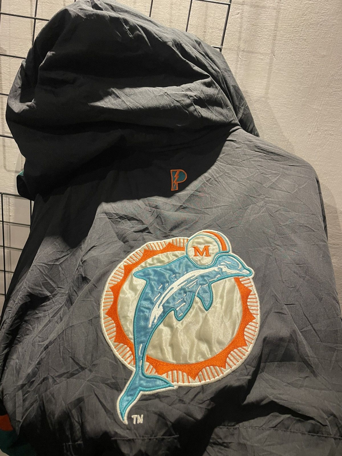 Pro Player × Vintage Vintage 90s pro player Miami Dolphins Reversible Jacket Size US S / EU 44-46 / 1 - 8 Thumbnail