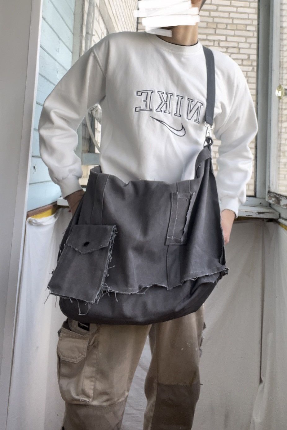 Japanese Brand × Vintage 🕸🕷 Vintage Sling Crossbody Bag Size ONE SIZE - 3 Thumbnail