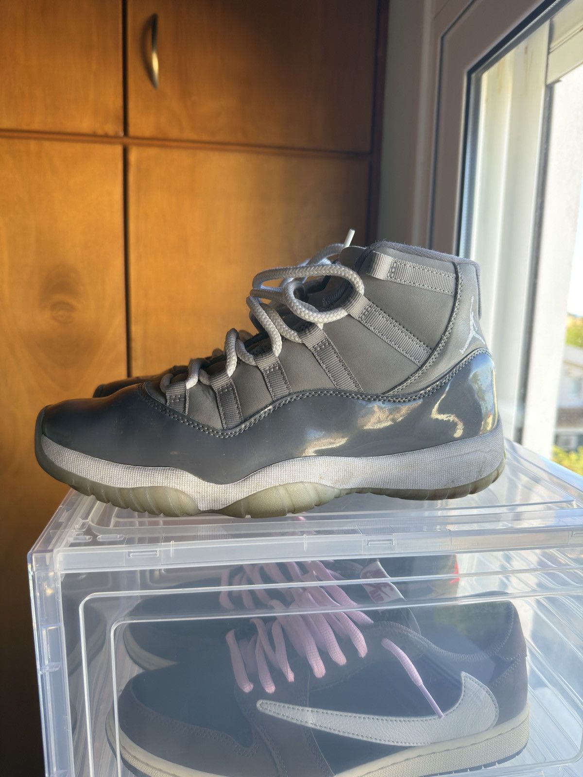 Jordan Brand Jordan 11 retro cool grey Size US 9.5 / EU 42-43 - 2 Thumbnail