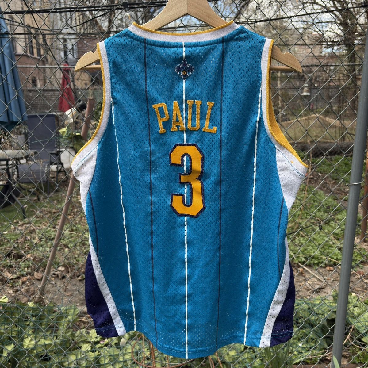 Adidas Vintage Adidas NBA ‘Chris Paul’ New Orleans Hornets Jersey Size US L / EU 52-54 / 3 - 1 Thumbnail