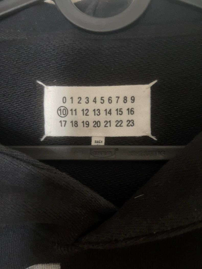 Maison Margiela Maison Margiela Maison Margiela Hoodie in Black Color-2507 Size US L / EU 52-54 / 3 - 2 Thumbnail