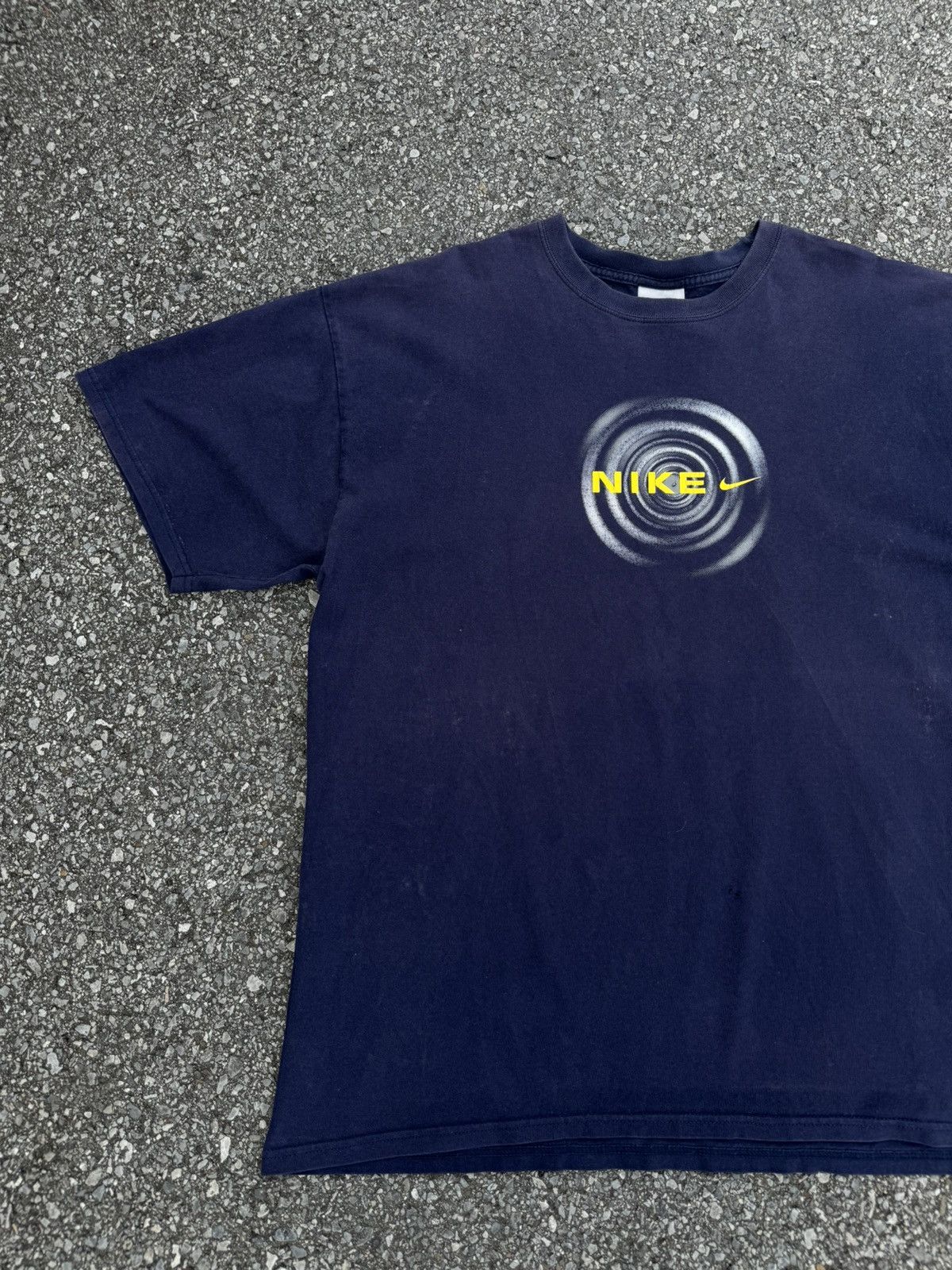 Japanese Brand × Nike × Vintage Nike central swoosh logo vintage 00s boxy tees rap skate Size US XL / EU 56 / 4 - 3 Thumbnail