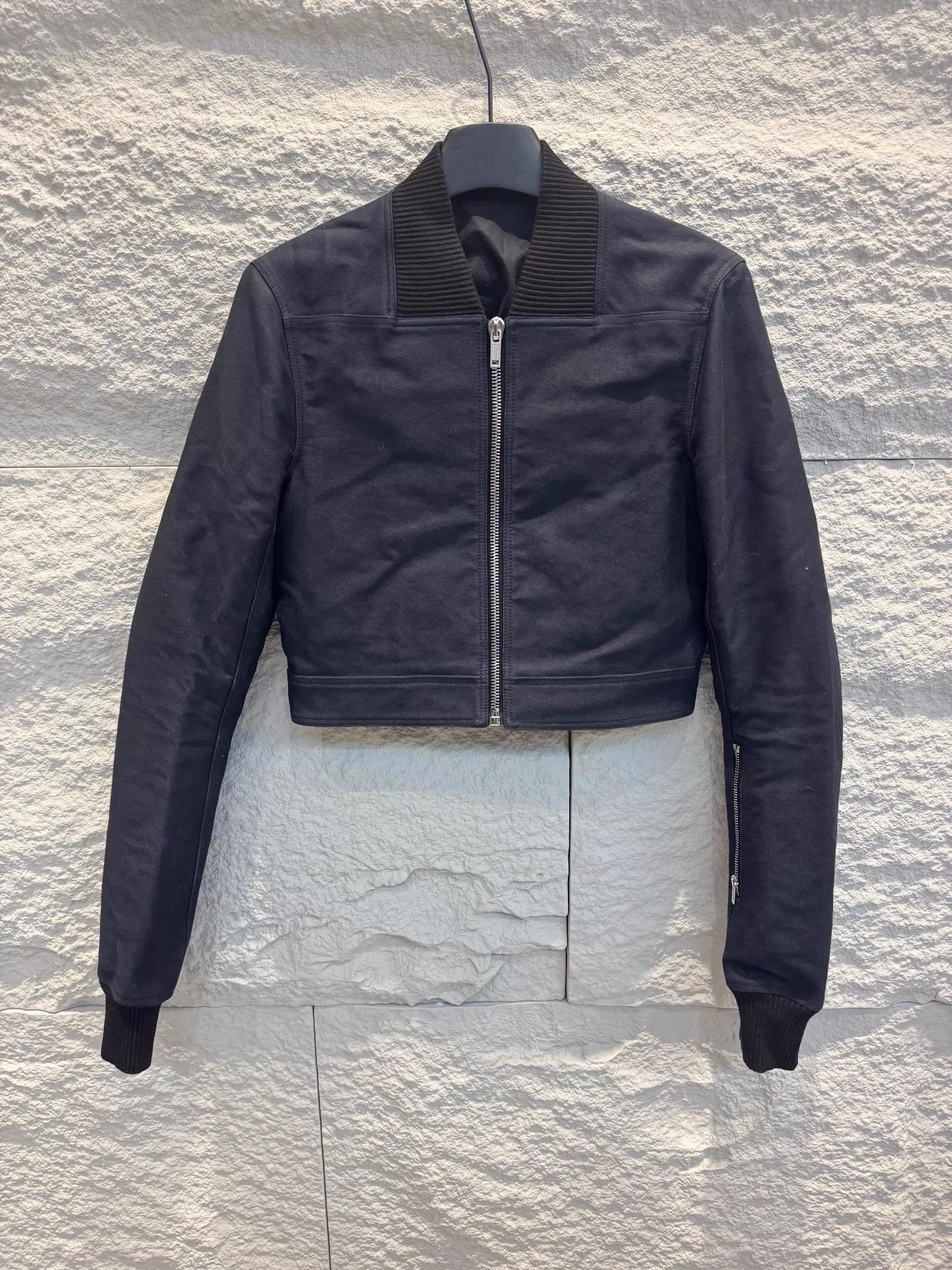 Rick Owens Black Cropped Bomber Jacket Size M Size US M / EU 48-50 / 2 - 1 Thumbnail