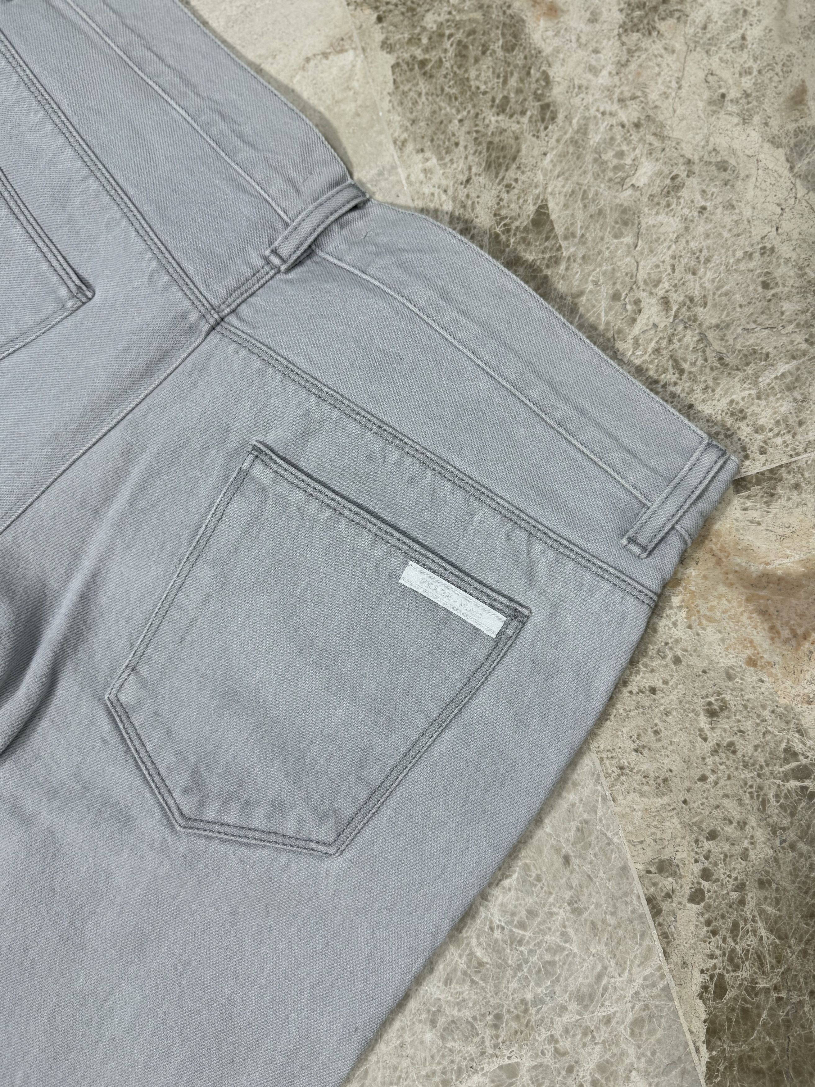 Prada Prada Bermuda Shortas Size US 32 / EU 48 - 2 Thumbnail