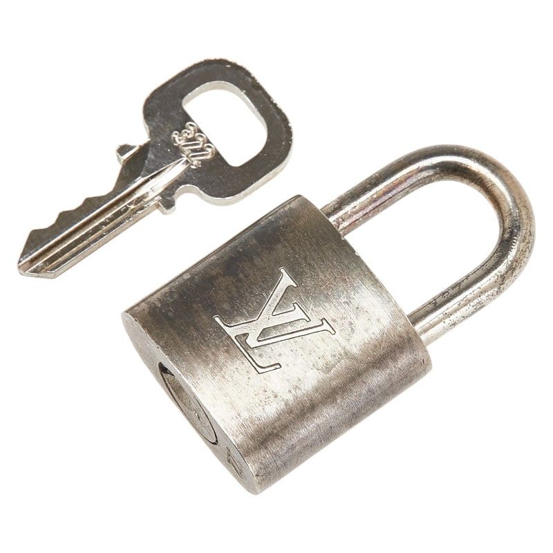 Louis Vuitton Louis Vuitton Louis Vuitton Padlock Key Set Metal Accessory Metal Charm Size ONE SIZE - 1 Thumbnail