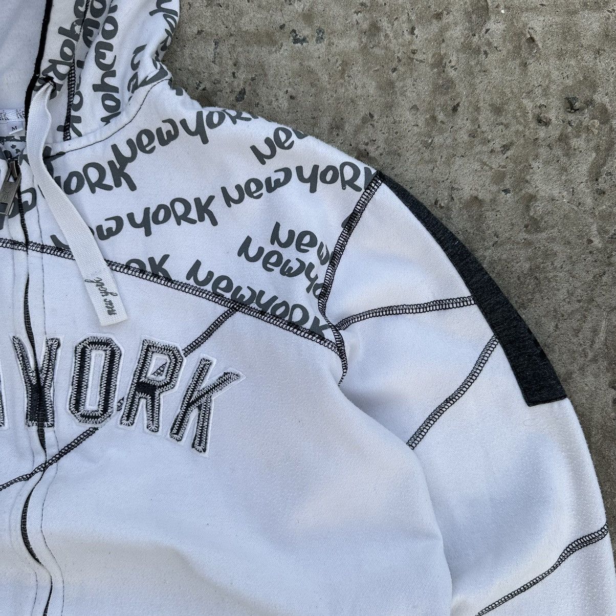 Issey Miyake Vintage New York Zip Hoodie Big Logo Y2K Style USA 00s Size US M / EU 48-50 / 2 - 4 Thumbnail