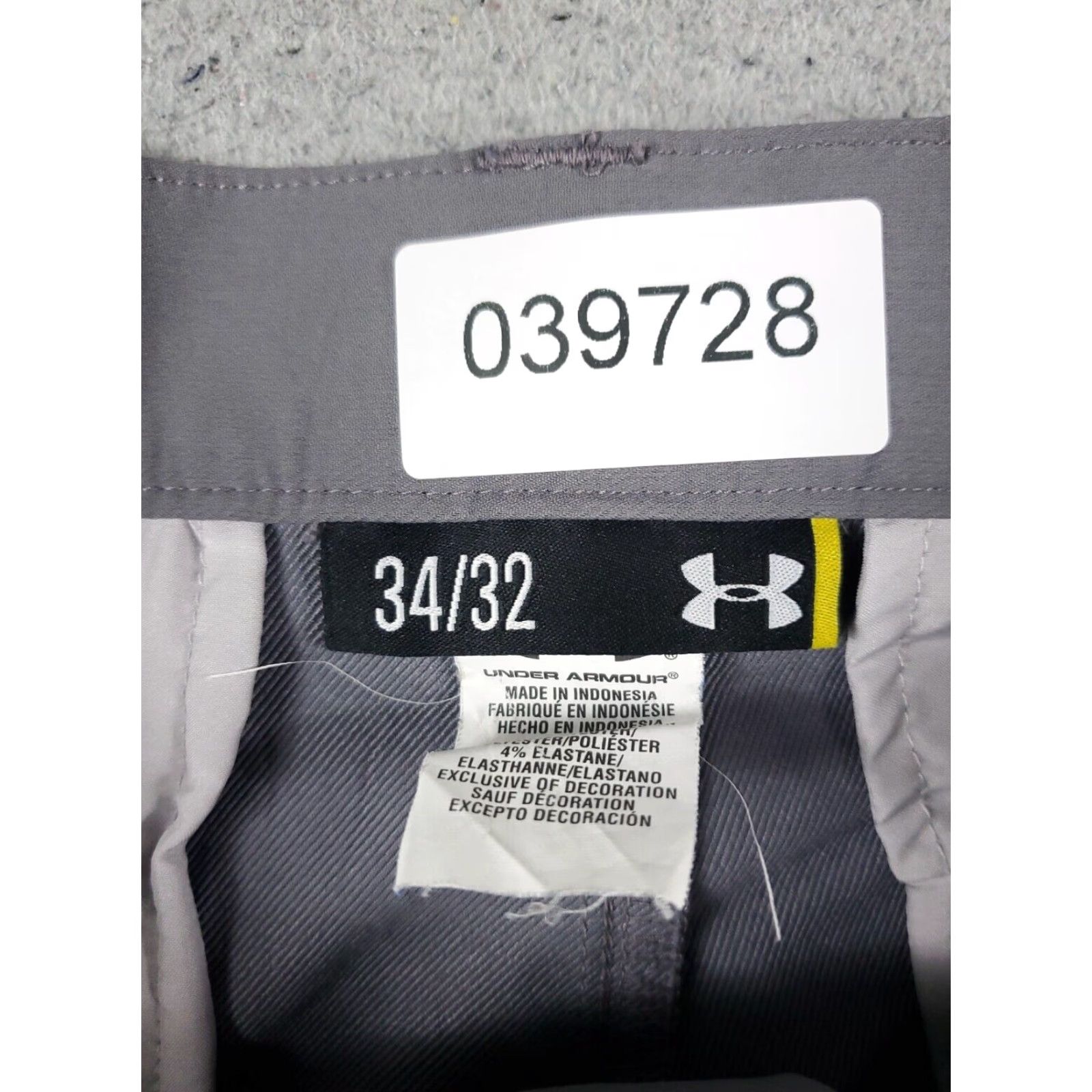Under Armour Under Armour Chino Pants Mens 34x32 Gray Flat Front Golf Trousers Size US 34 / EU 50 - 8 Thumbnail