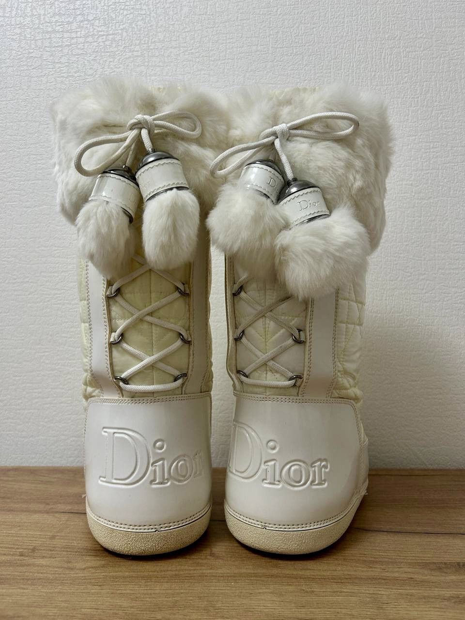 Dior Y2K Dior by John Galliano Fur Gradient Snow Pompon Boots Size US 7 / IT 37 - 4 Thumbnail