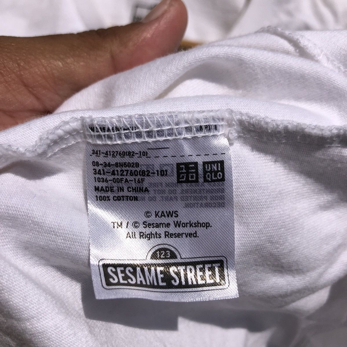Kaws 🔥Accept Binding Offer🔥 Kaws x Sesame Street Size US S / EU 44-46 / 1 - 5 Thumbnail
