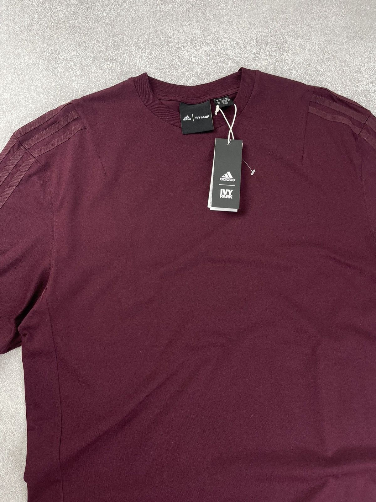 Ivy Park IVY Park x Adidas Short Sleeve Tee Unisex Size US M / EU 48-50 / 2 - 3 Thumbnail