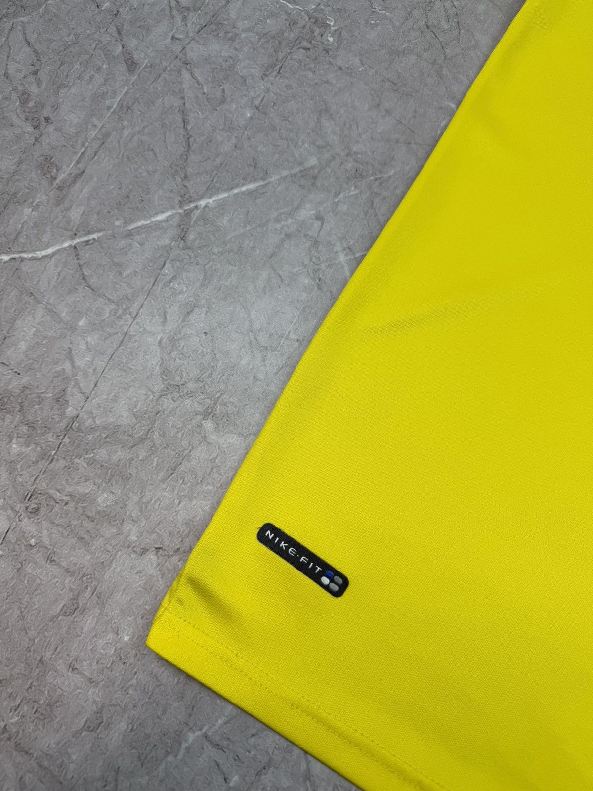 Nike Nike Vintage Brazil Jersey Size M Size US M / EU 48-50 / 2 - 4 Thumbnail