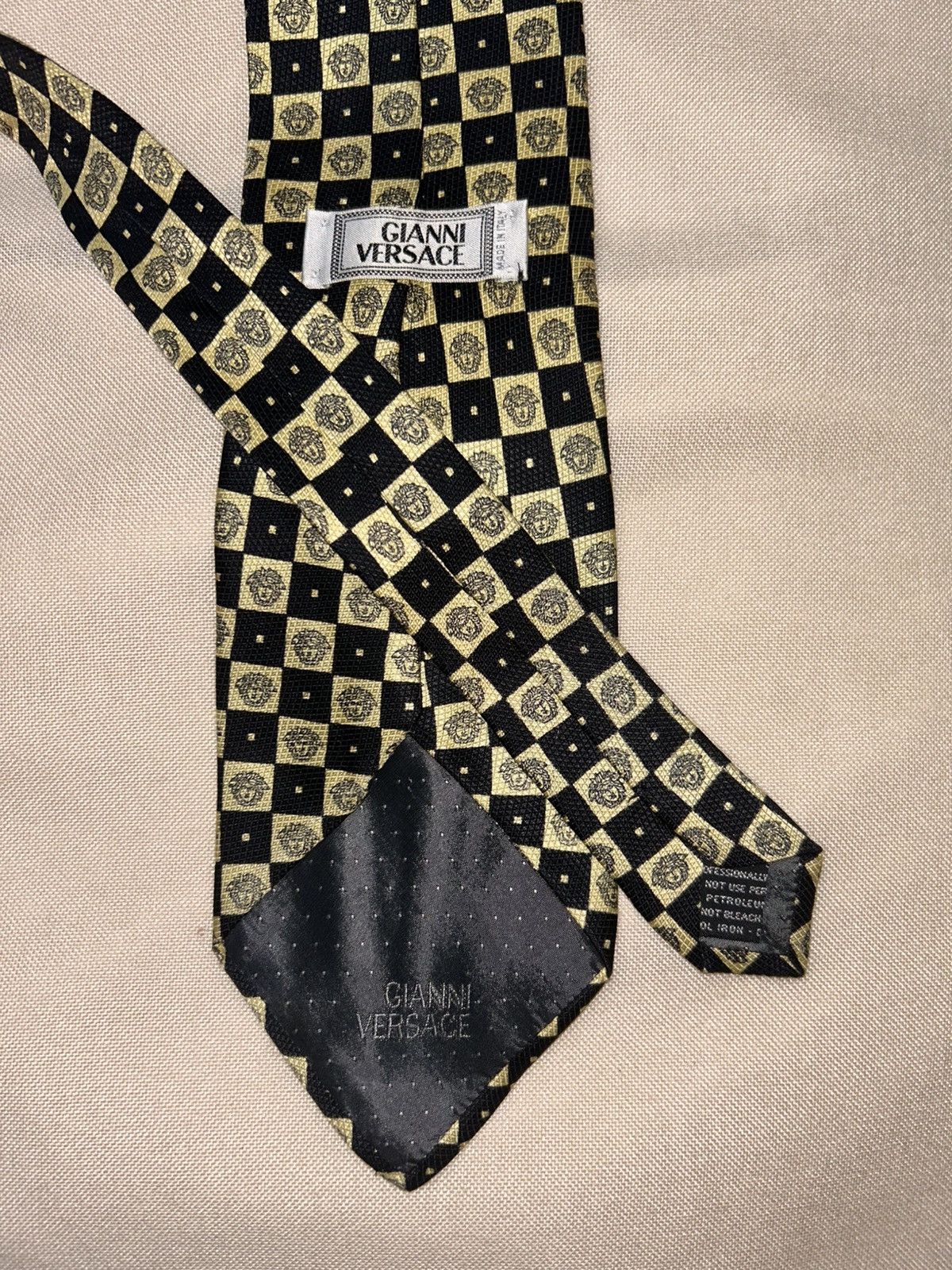 Versace Versace Medusa black gold Silk Mens Tie Size ONE SIZE - 4 Thumbnail